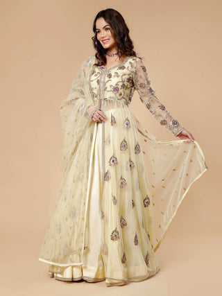 Elegant cream jacket lehenga with dabka and zardozi embroidery details