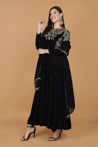 Women Ethnic Embroidered Round Neck Georgette Ethnic Dress