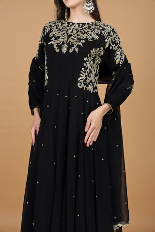 Women Ethnic Embroidered Round Neck Georgette Ethnic Dress