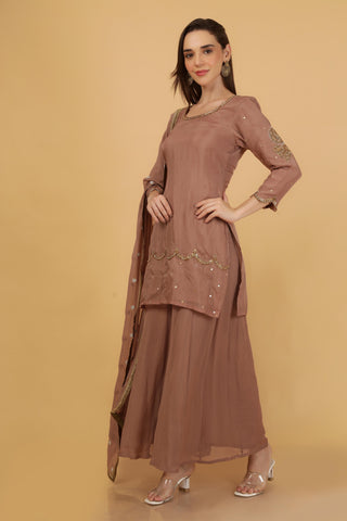 Women Embroidered Georgette Straight Kurta with Trousers with dupatta