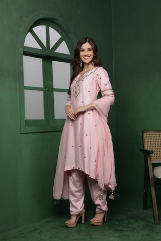 Soft Blossom Elegant Kurta Set - Blush Pink