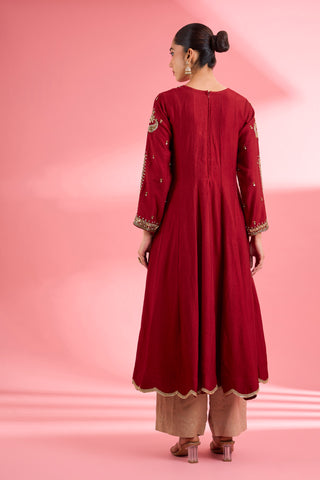 MAROON  KATAN SILK HAND EMBROIDERED KURTA SET