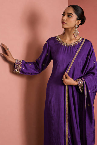 DARK PURPLE  OPARA SILK KURTA SET WITH HAND EMBROIDERY