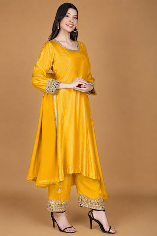 YELLOW MUSTARD SELF KATAN KURTA AND PANT WITH MIRROR WORK AND GEORGGETTE DUPPATTA