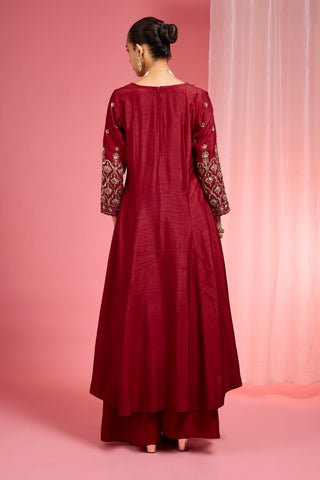 REDDISH MAROON HAND EMBROIDERED VISCOSE DUPION SILK KURTA SHARARA SET