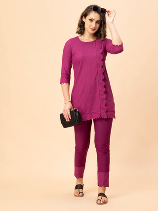Elegant bossy pink chikan top with scallop front and pant.